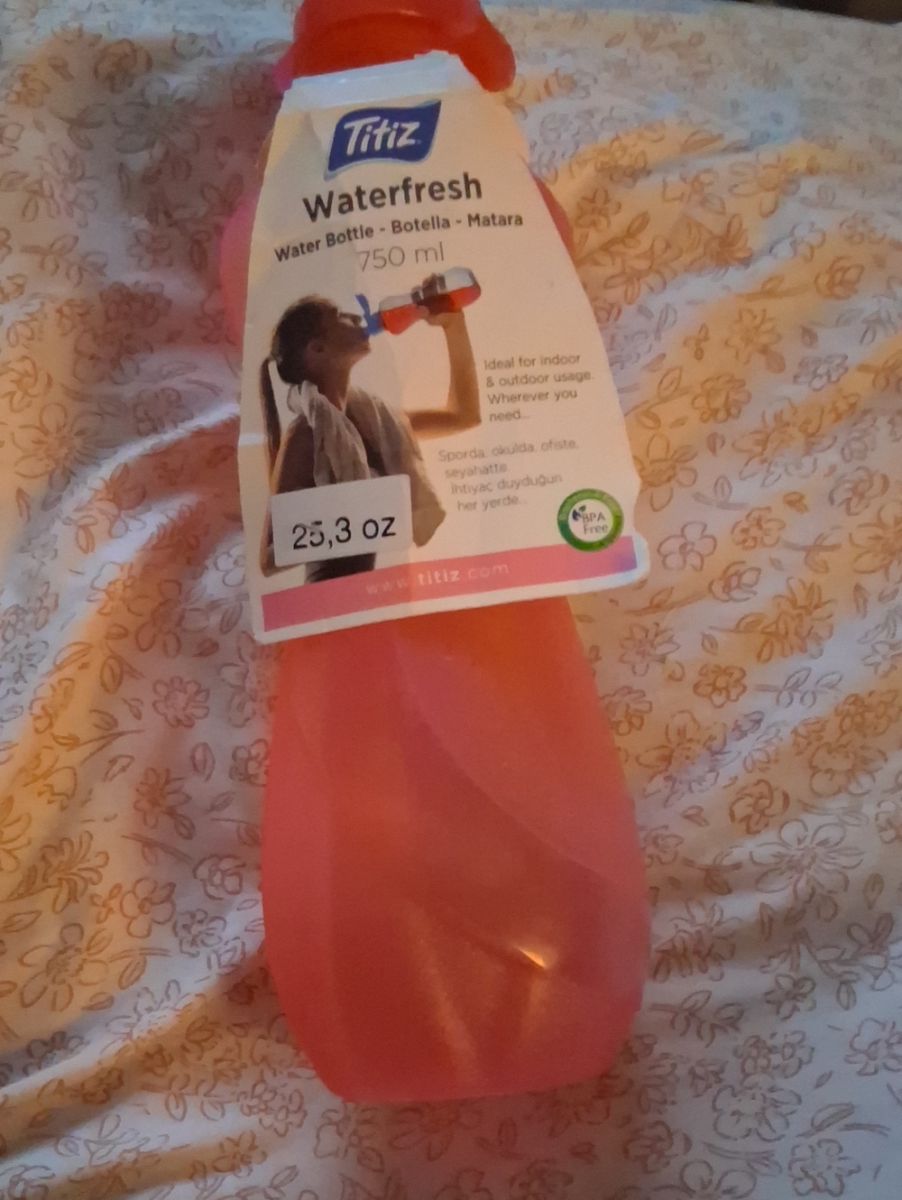 NWT! Waterfresh 750 ml  Water Bottle